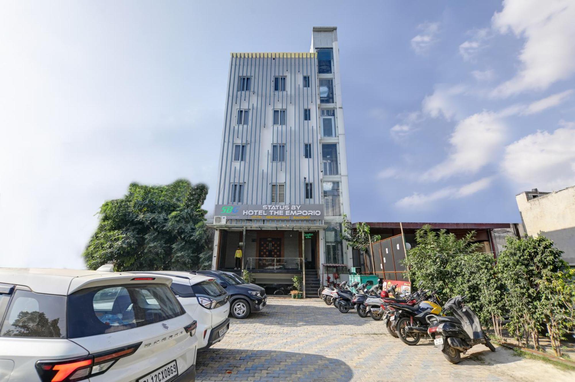 Status By Hotel The Emporio กาเซียบัด ภายนอก รูปภาพ