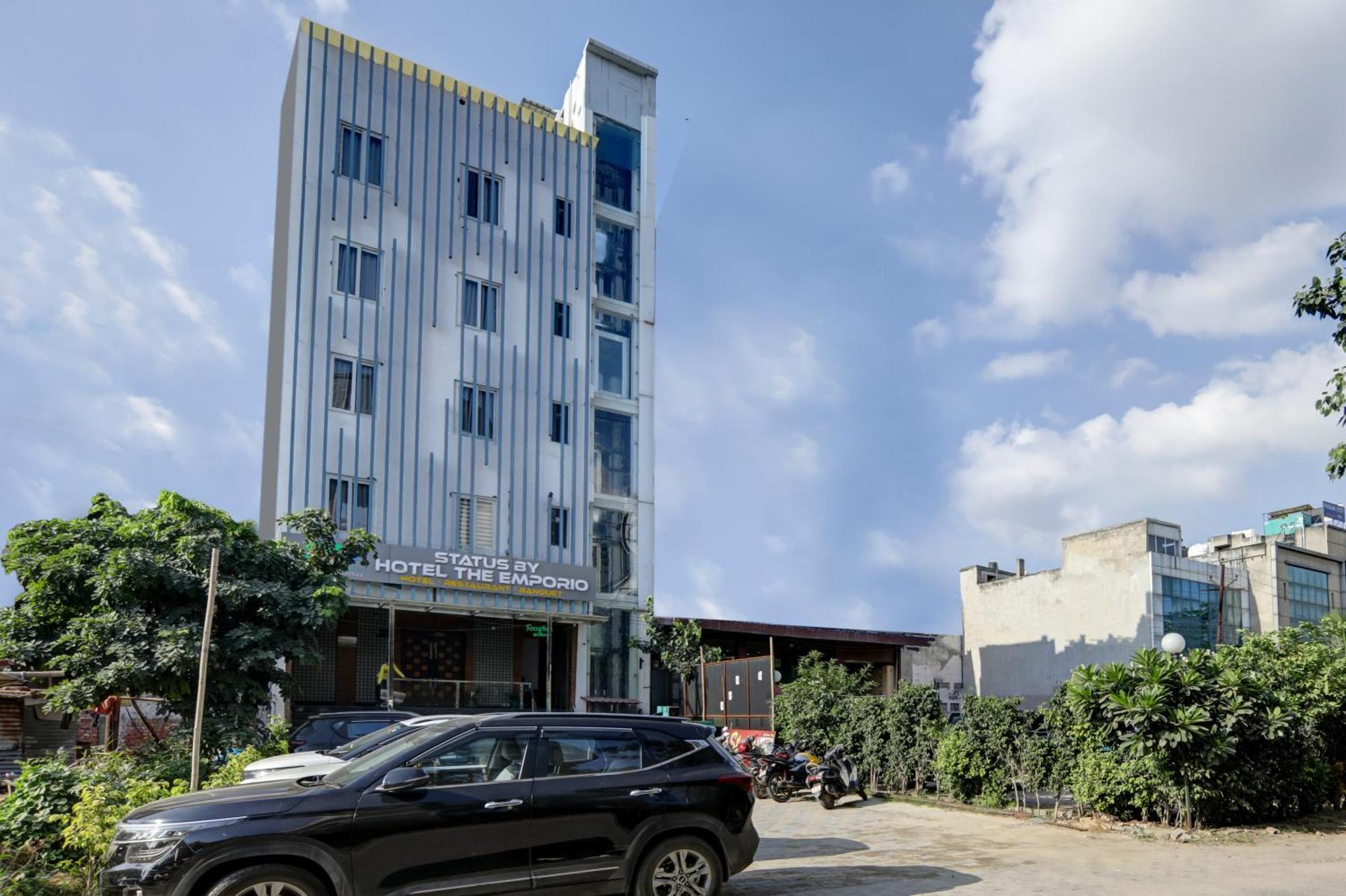 Status By Hotel The Emporio กาเซียบัด ภายนอก รูปภาพ