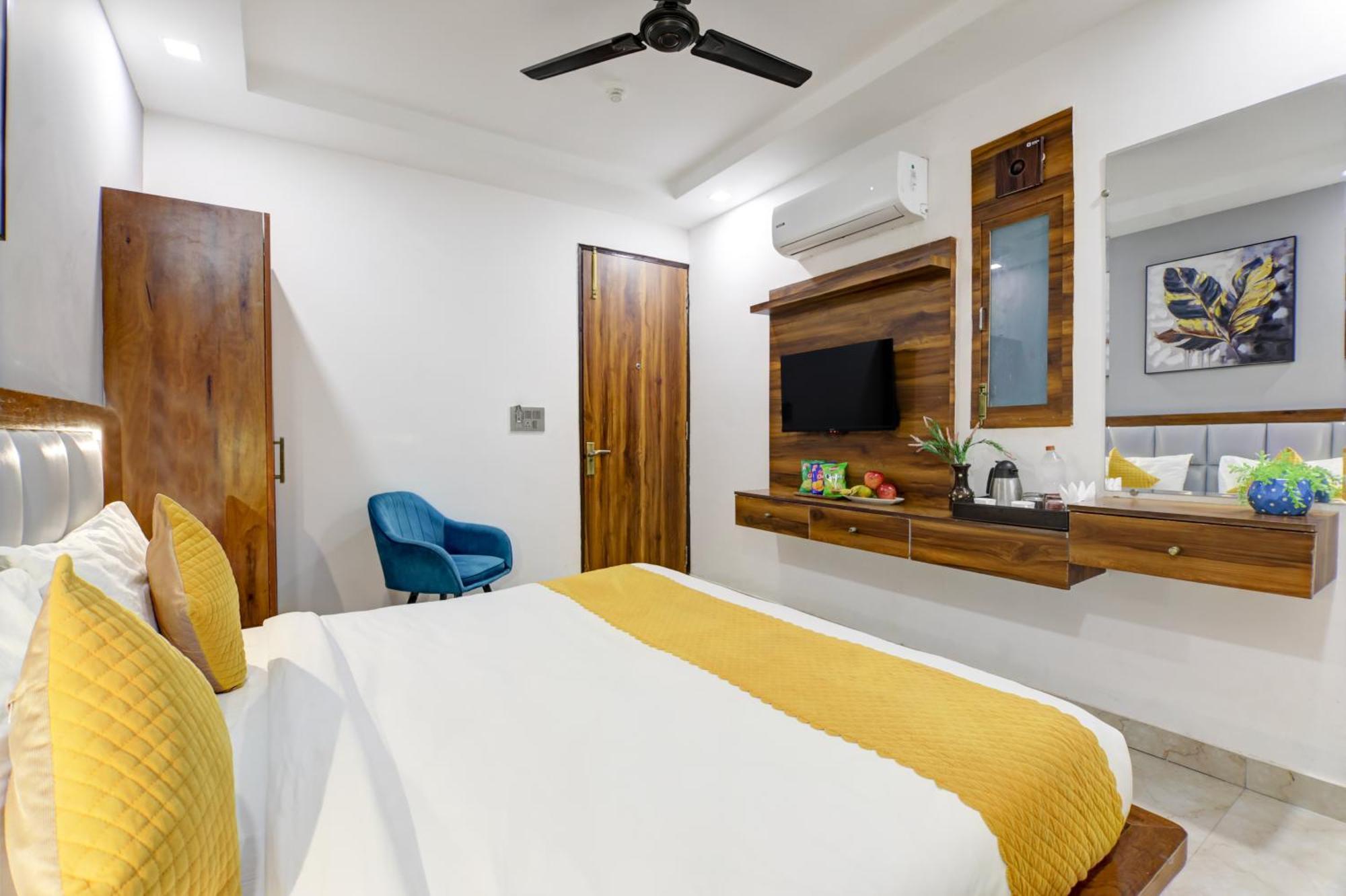 Status By Hotel The Emporio กาเซียบัด ภายนอก รูปภาพ